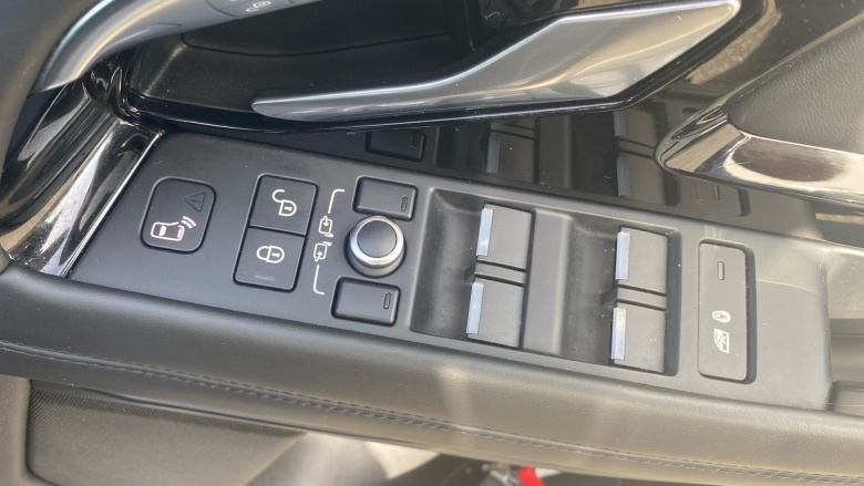 Land Rover Range Rover Evoque 1.5 P300e R-Dynamic HSE 5dr Auto Hatchback